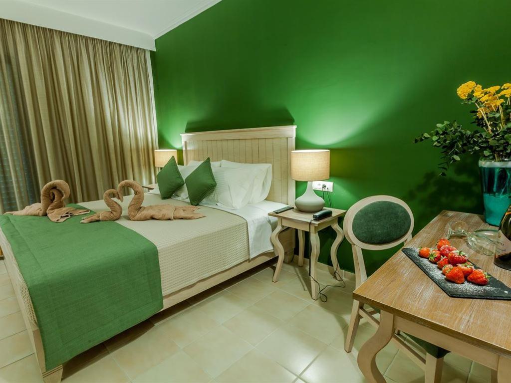 נאה פוטידאה Kassandra Mare Hotel מראה חיצוני תמונה