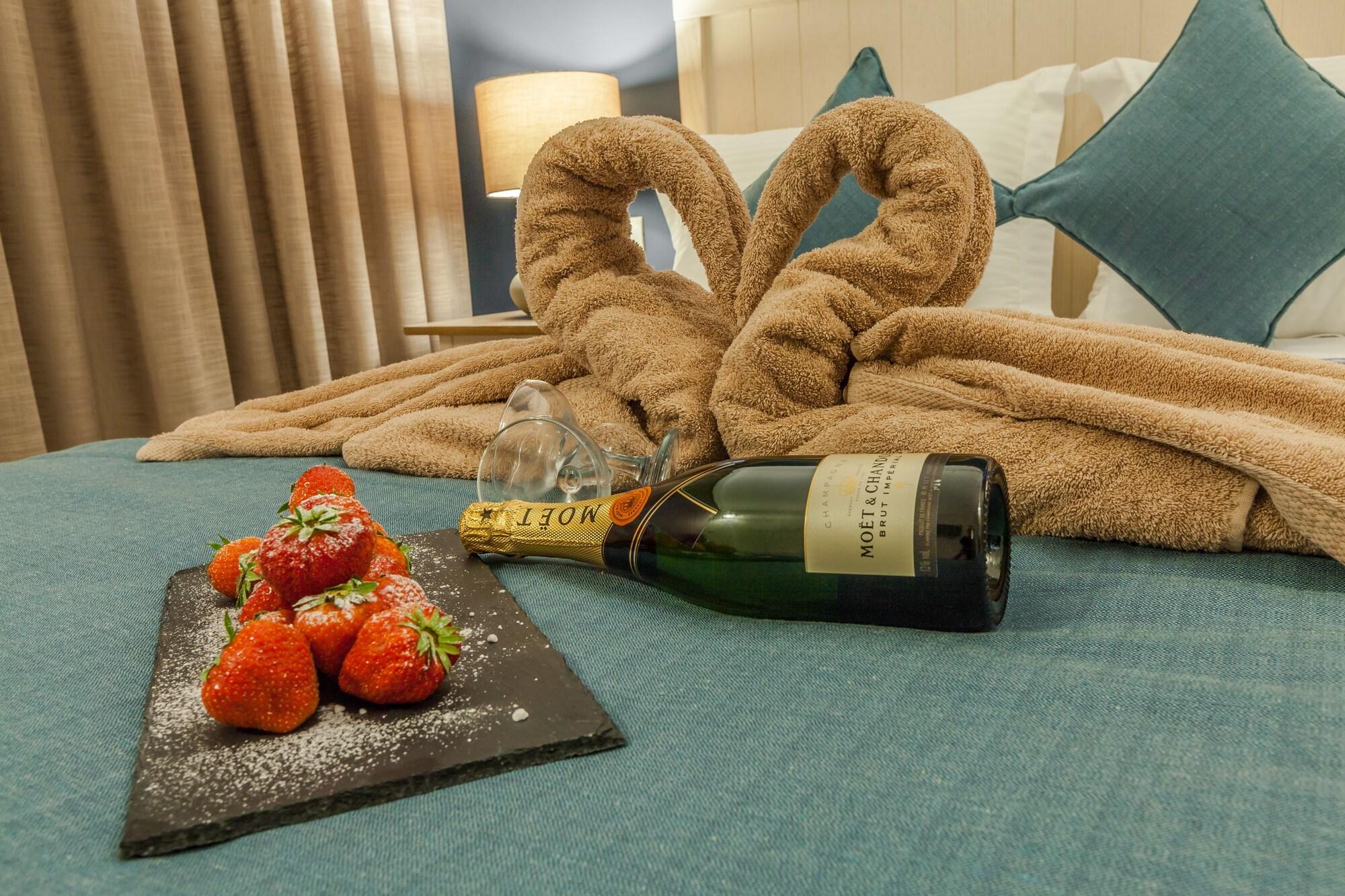 נאה פוטידאה Kassandra Mare Hotel מראה חיצוני תמונה